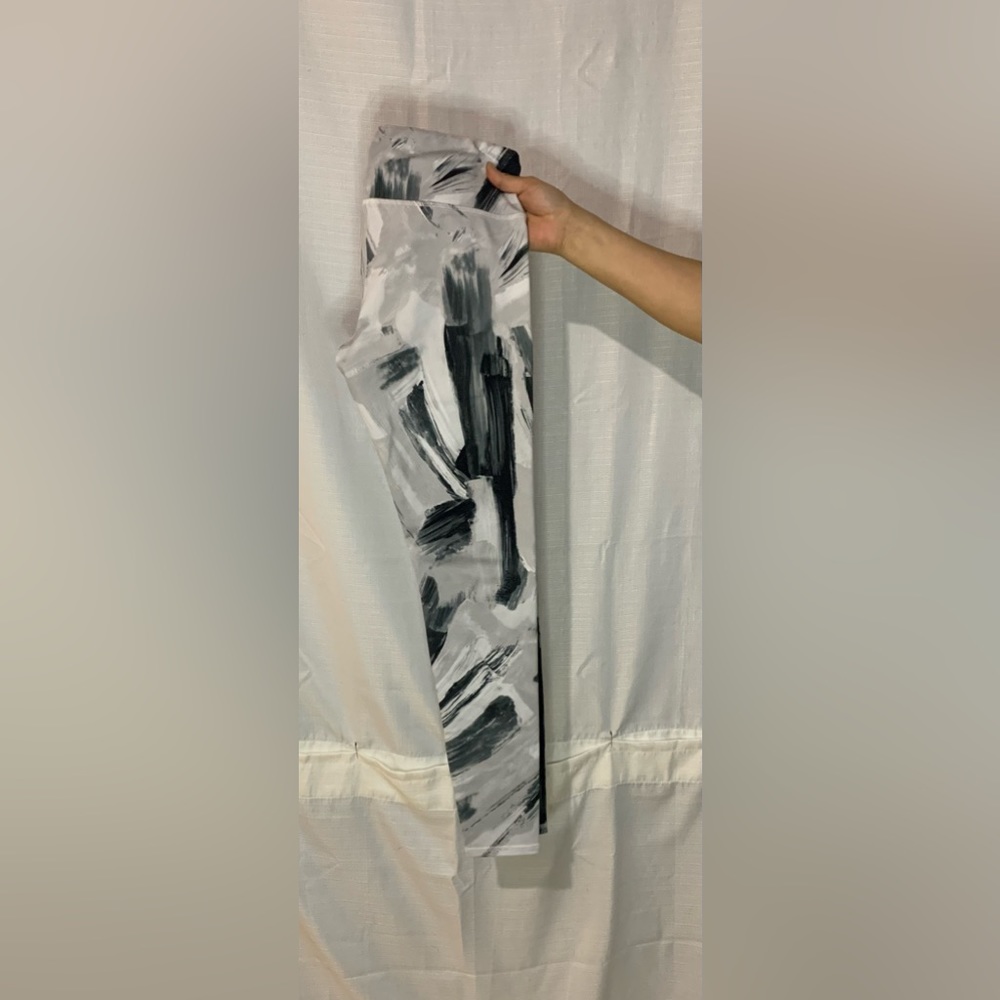Alo Yoga leggings